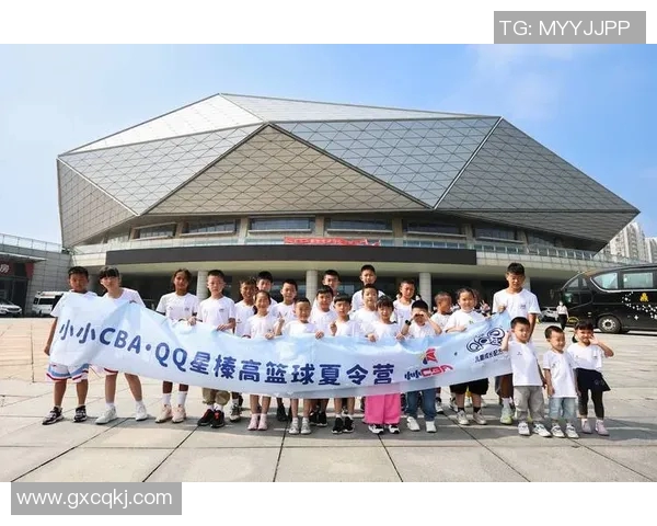 篮球明星携女儿赴海外留学开启新篇章共同追逐梦想与成长